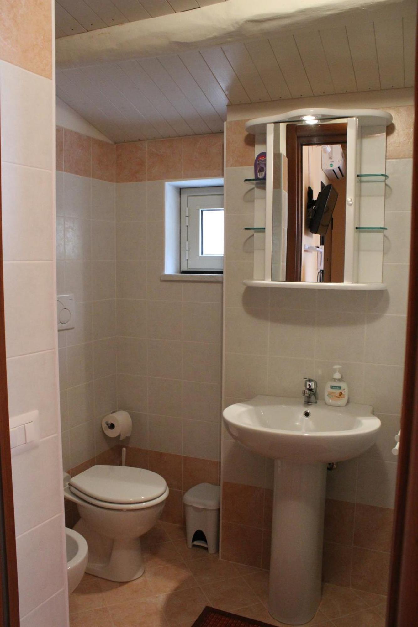 Gaia Holidays Apartments 체팔루 객실 사진
