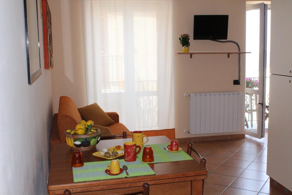 Gaia Holidays Apartments 체팔루 외부 사진