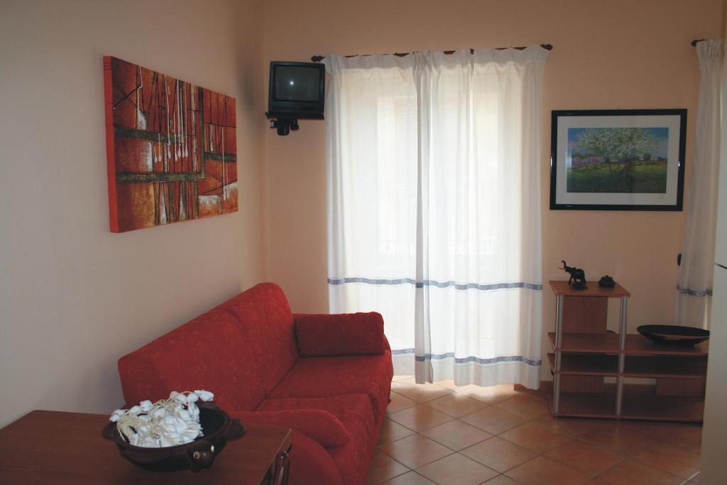 Gaia Holidays Apartments 체팔루 외부 사진